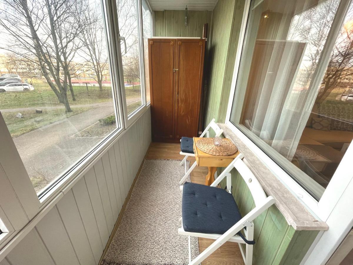 Cozy Home Apartment Lielvardes, Free Parking, Self Check-In Riga Exterior foto